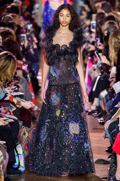 Look 37